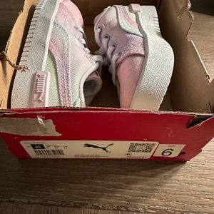 Toddler puma shoes-new in box